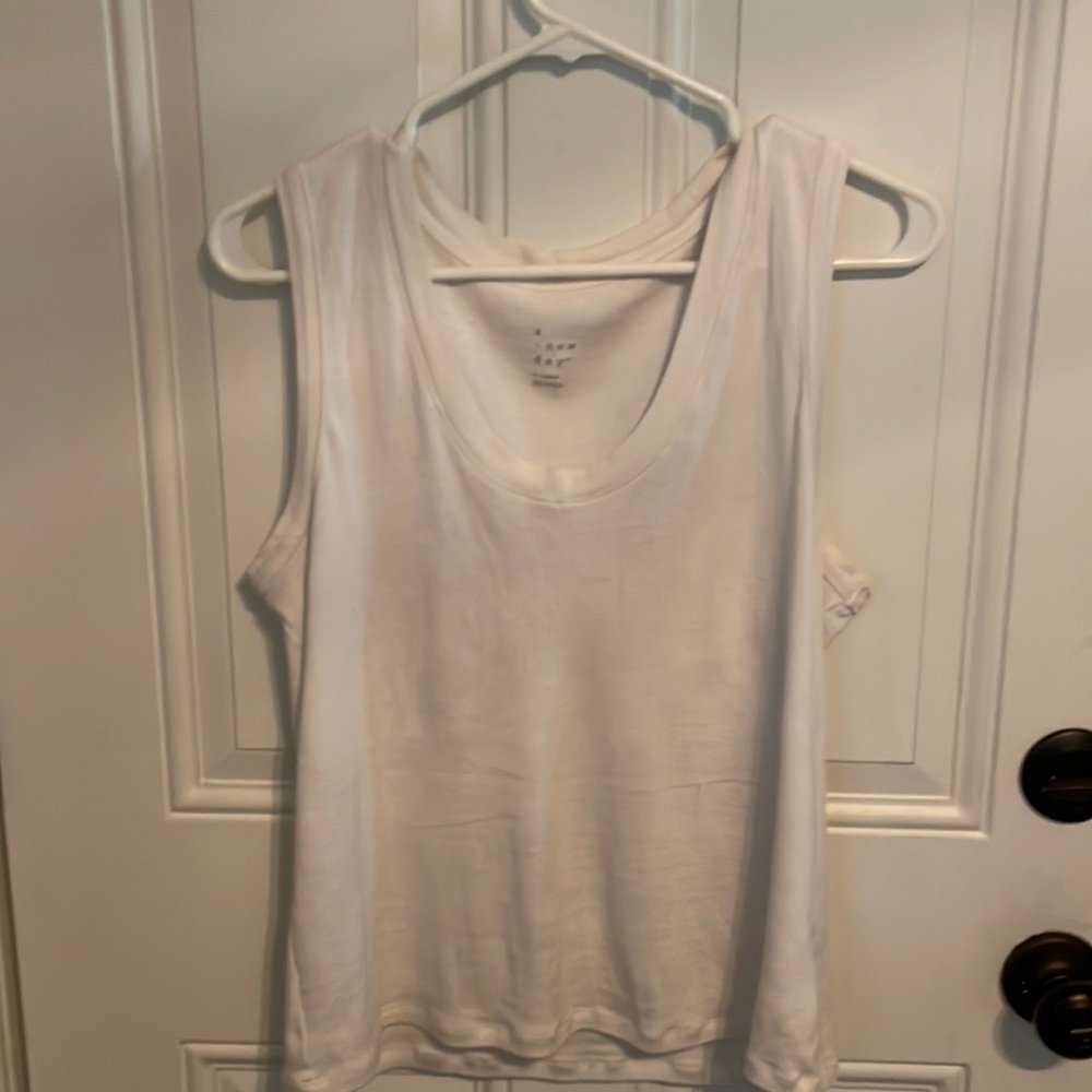 Target basic white tank top. Extra large.